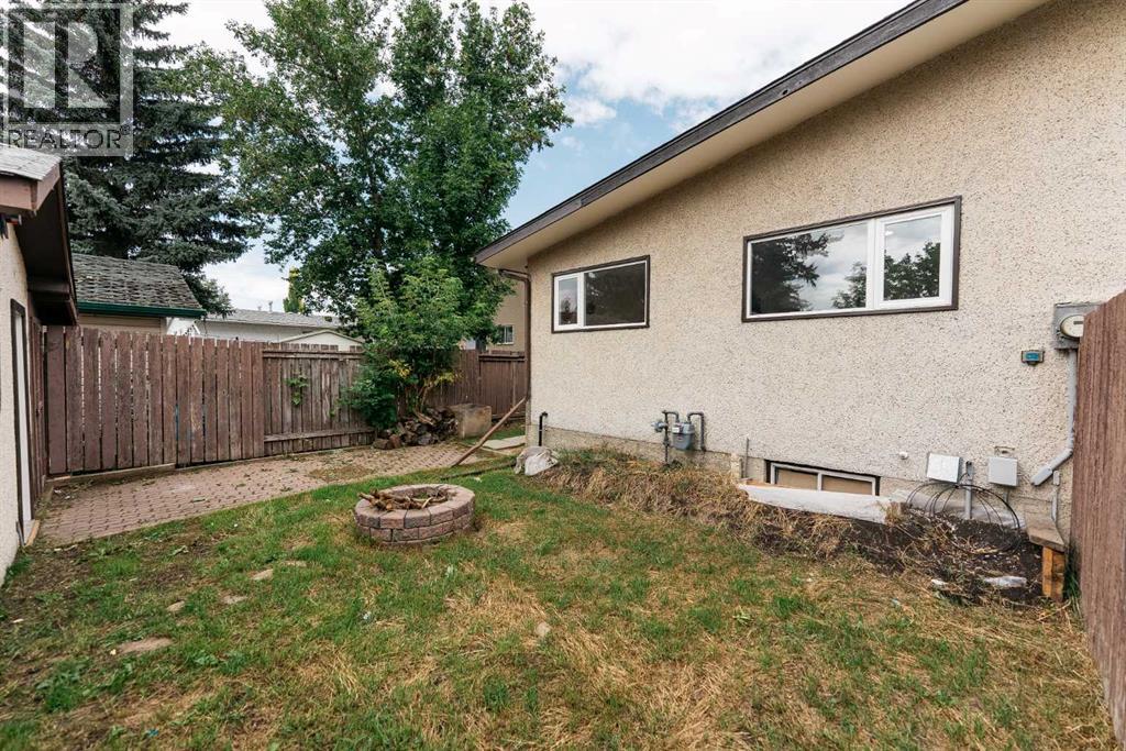 Listing photo – 29 Anquetel Street, Red Deer