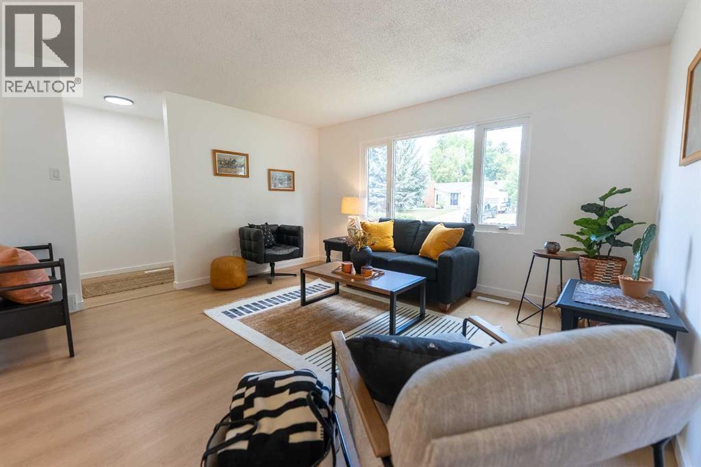 Listing photo – 29 Anquetel Street, Red Deer