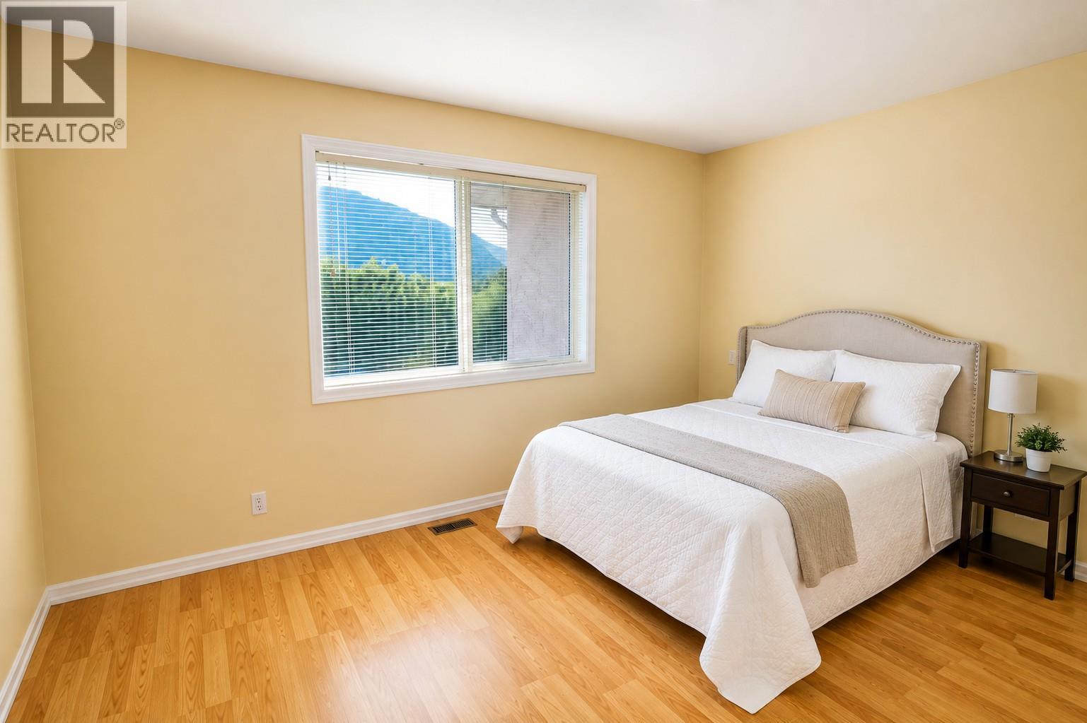 8128 Birchwood Drive - Image 12