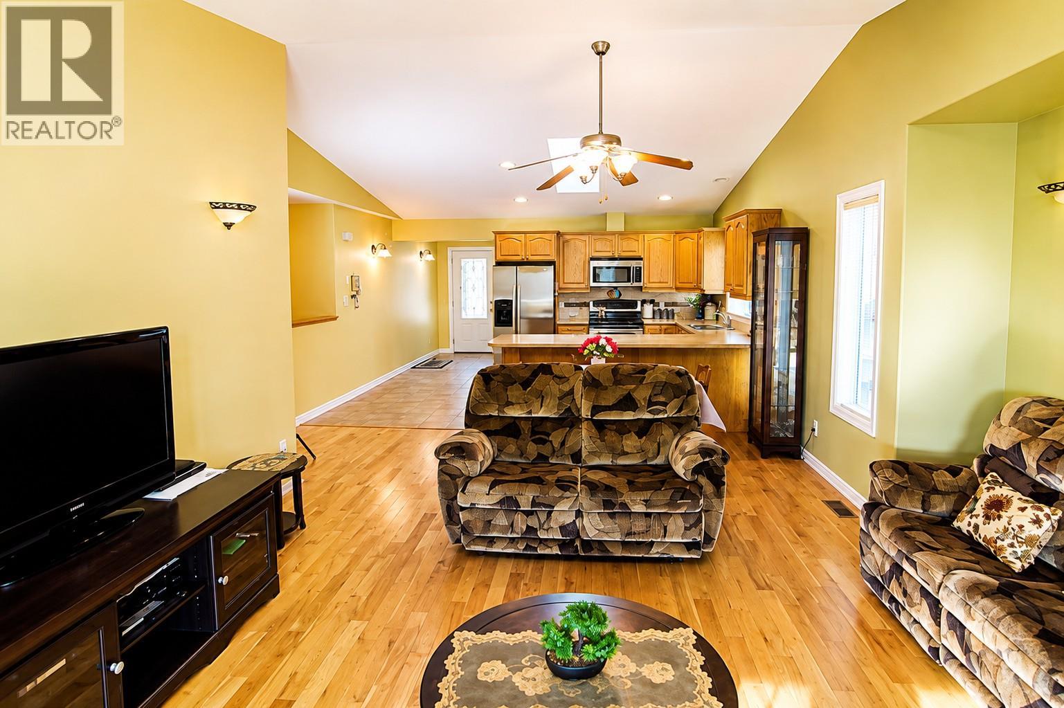8128 Birchwood Drive - Image 8