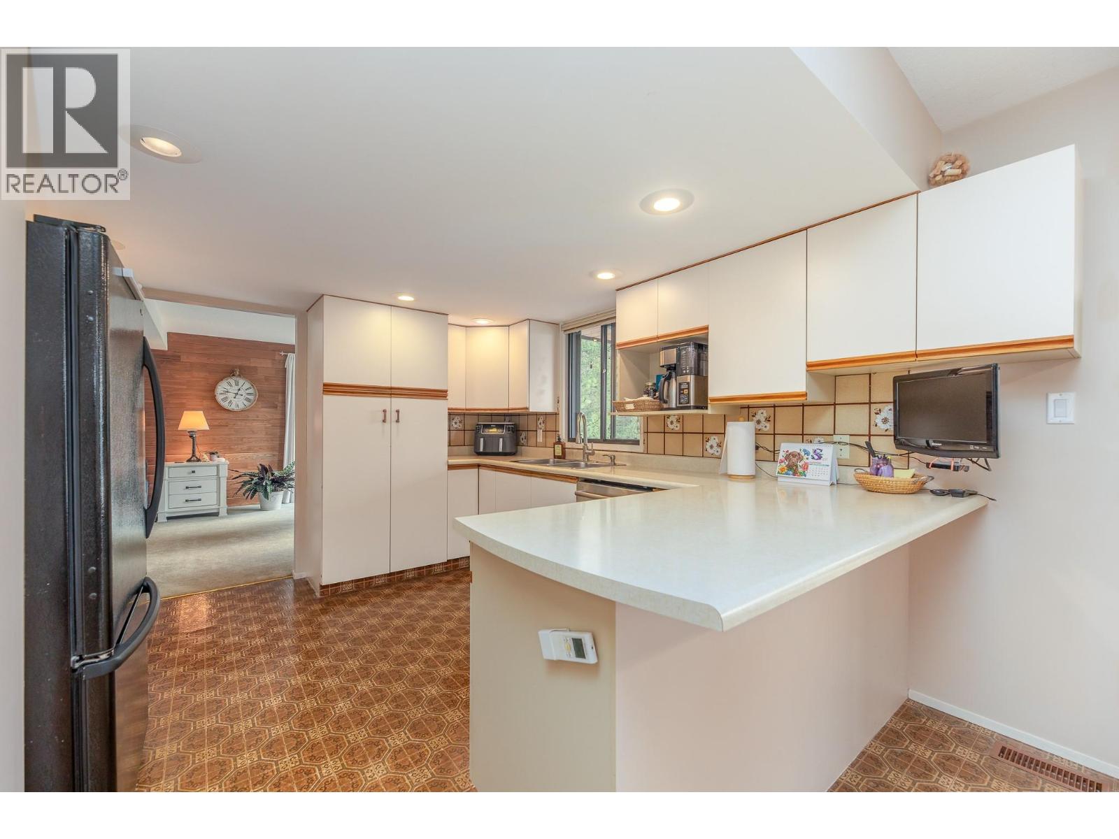 201 Sunnybrook Drive - 13