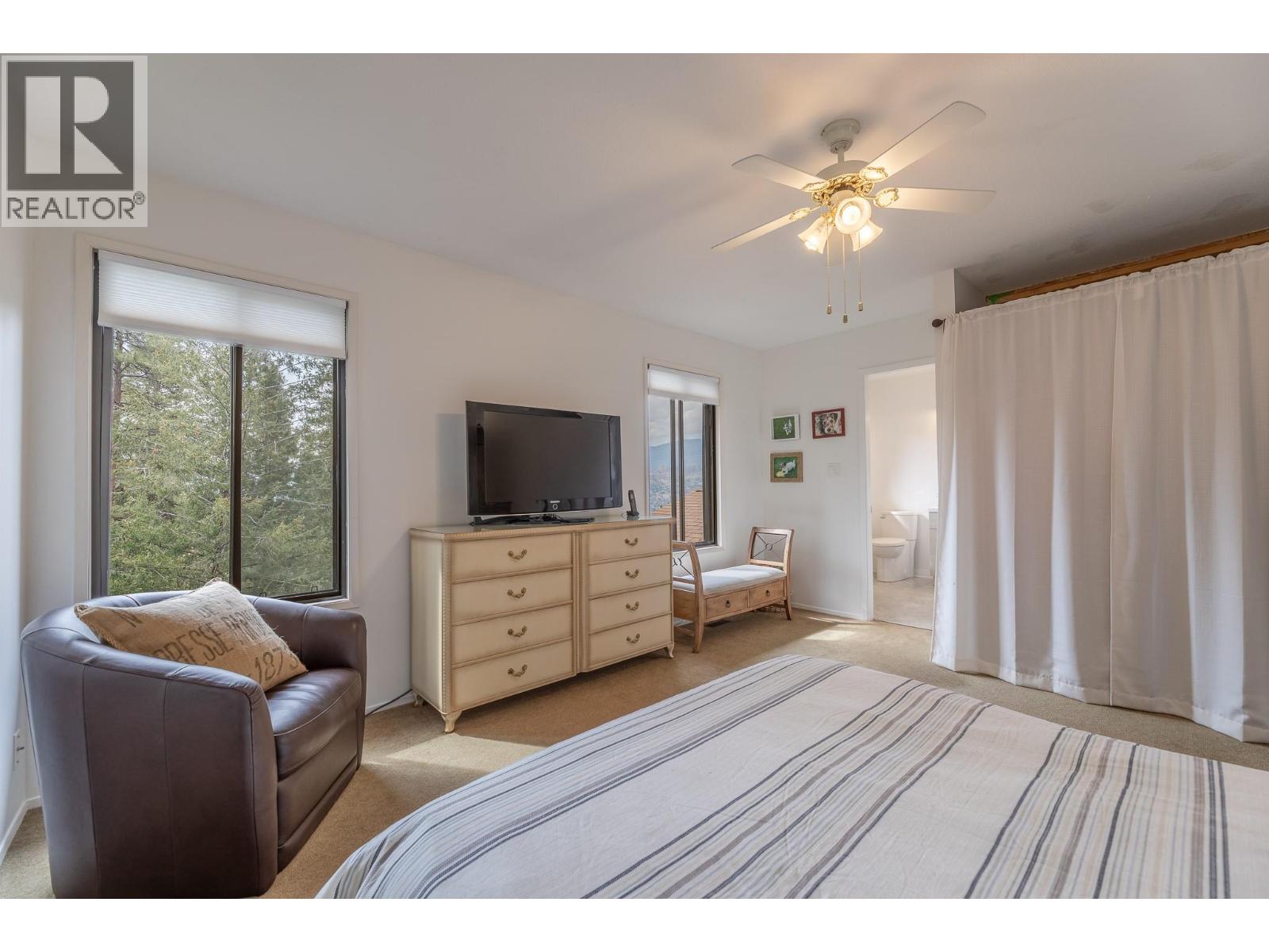 201 Sunnybrook Drive - 35