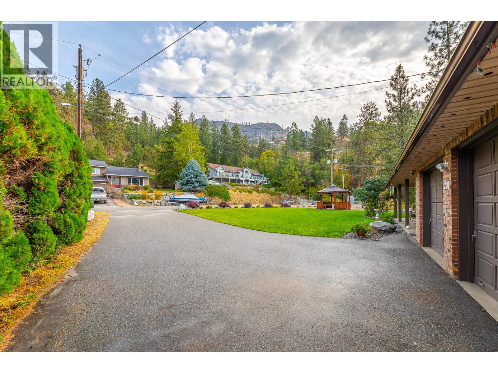 201 Sunnybrook Drive - 49