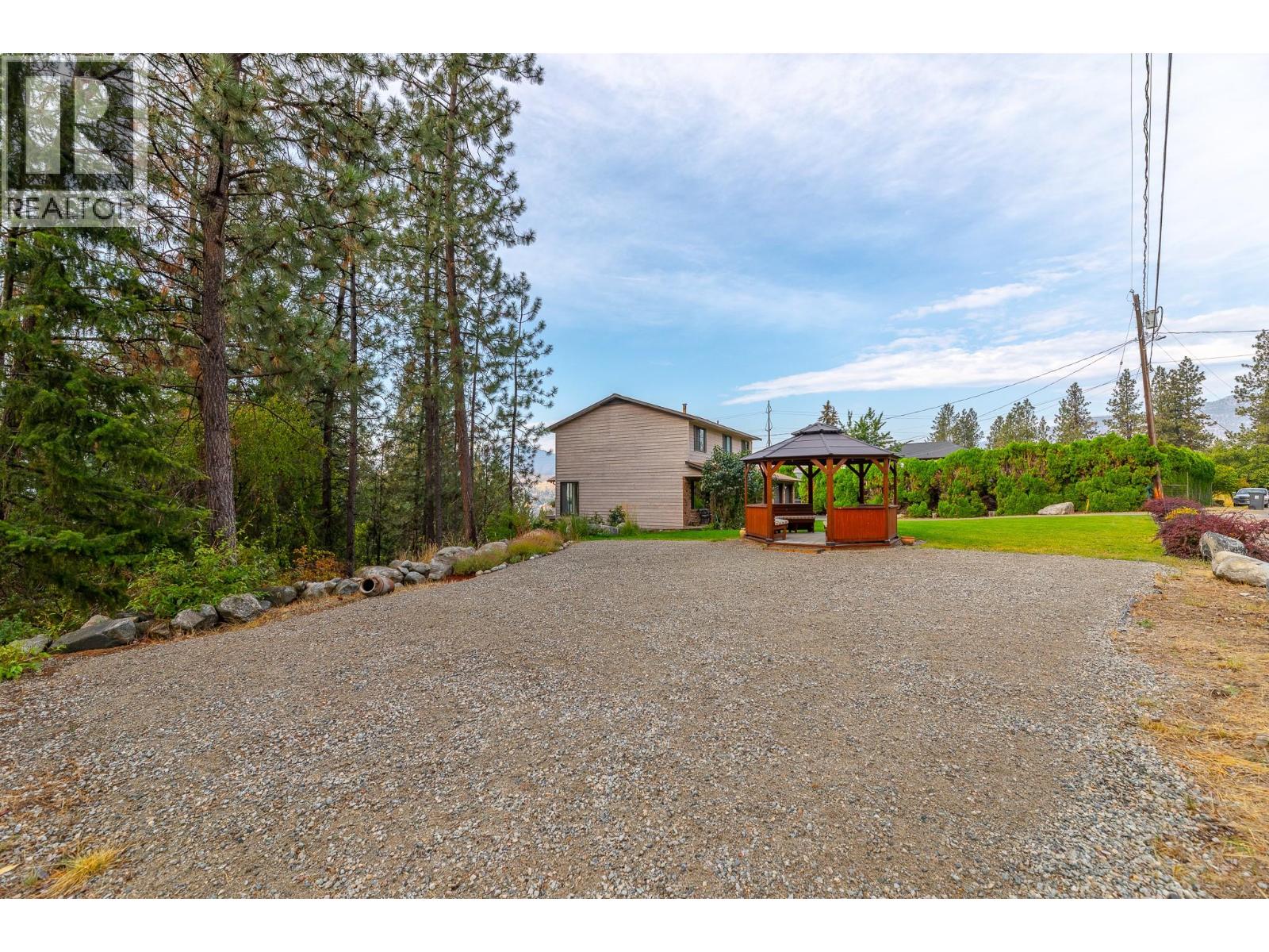 201 Sunnybrook Drive - 51