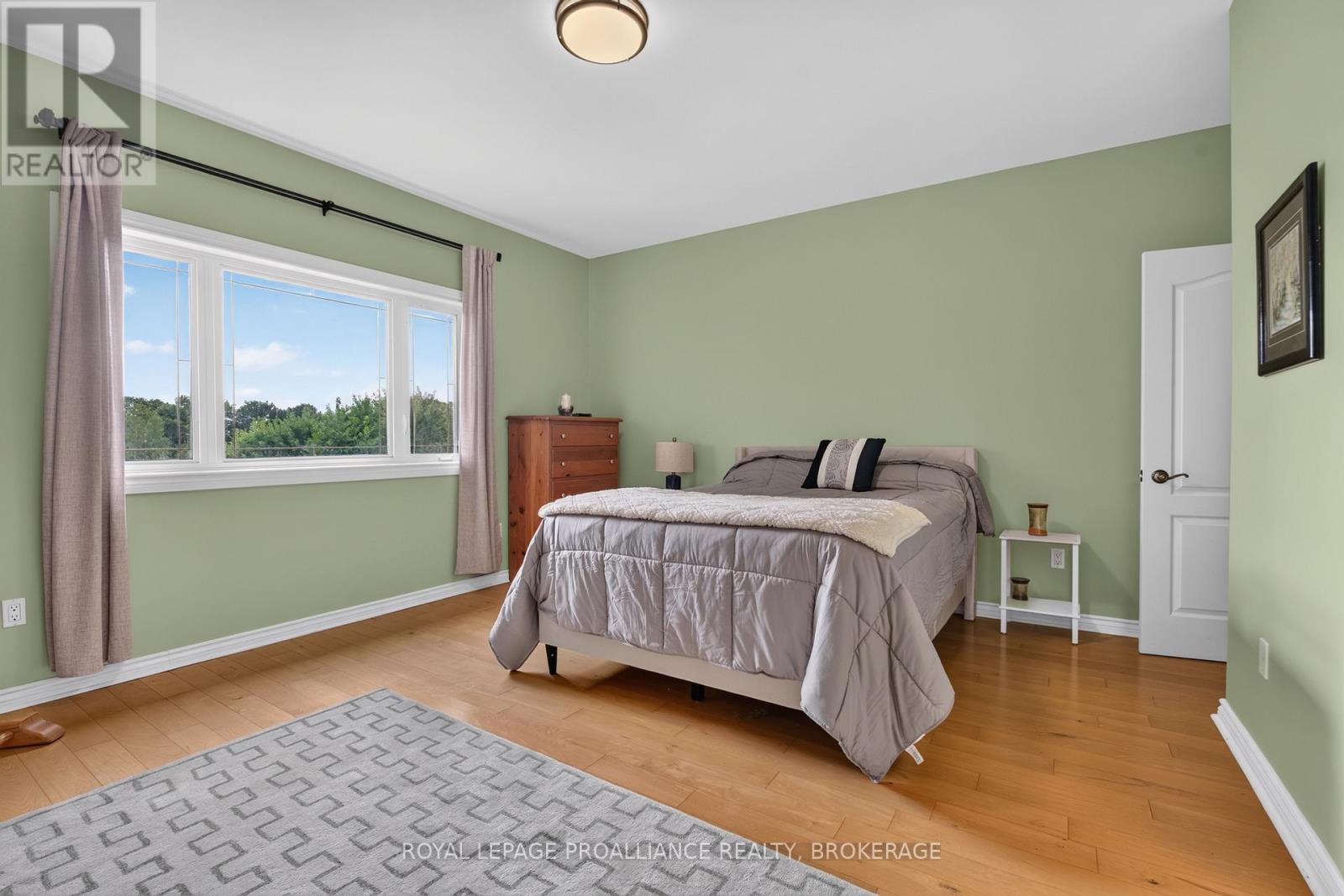 27 COLLINS DRIVE - Image 22