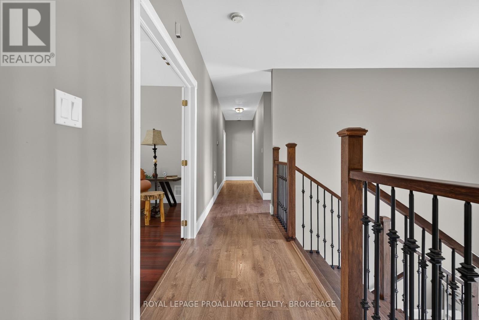 27 COLLINS DRIVE - Image 17