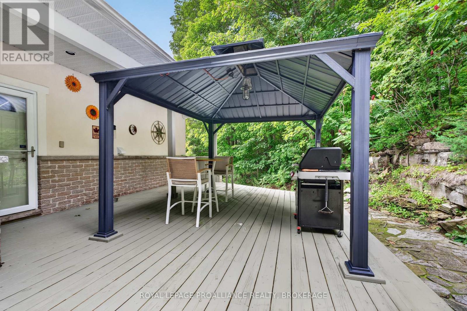 27 COLLINS DRIVE - Image 36