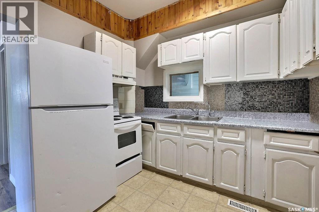 2100 Reynolds STREET - 20