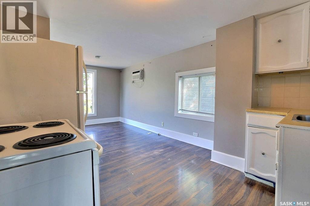 2100 Reynolds STREET - Image 22