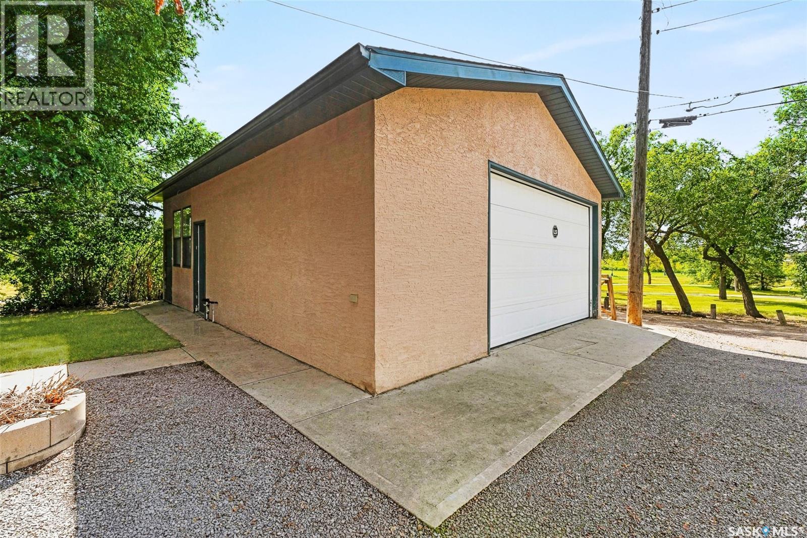1564 Horace STREET - Image 31