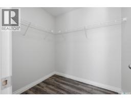 Kitchen - A&b 5625 Mccaughey Street, Regina, SK S4W0P3 Photo 13