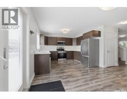 Kitchen - A&b 5625 Mccaughey Street, Regina, SK S4W0P3 Photo 7