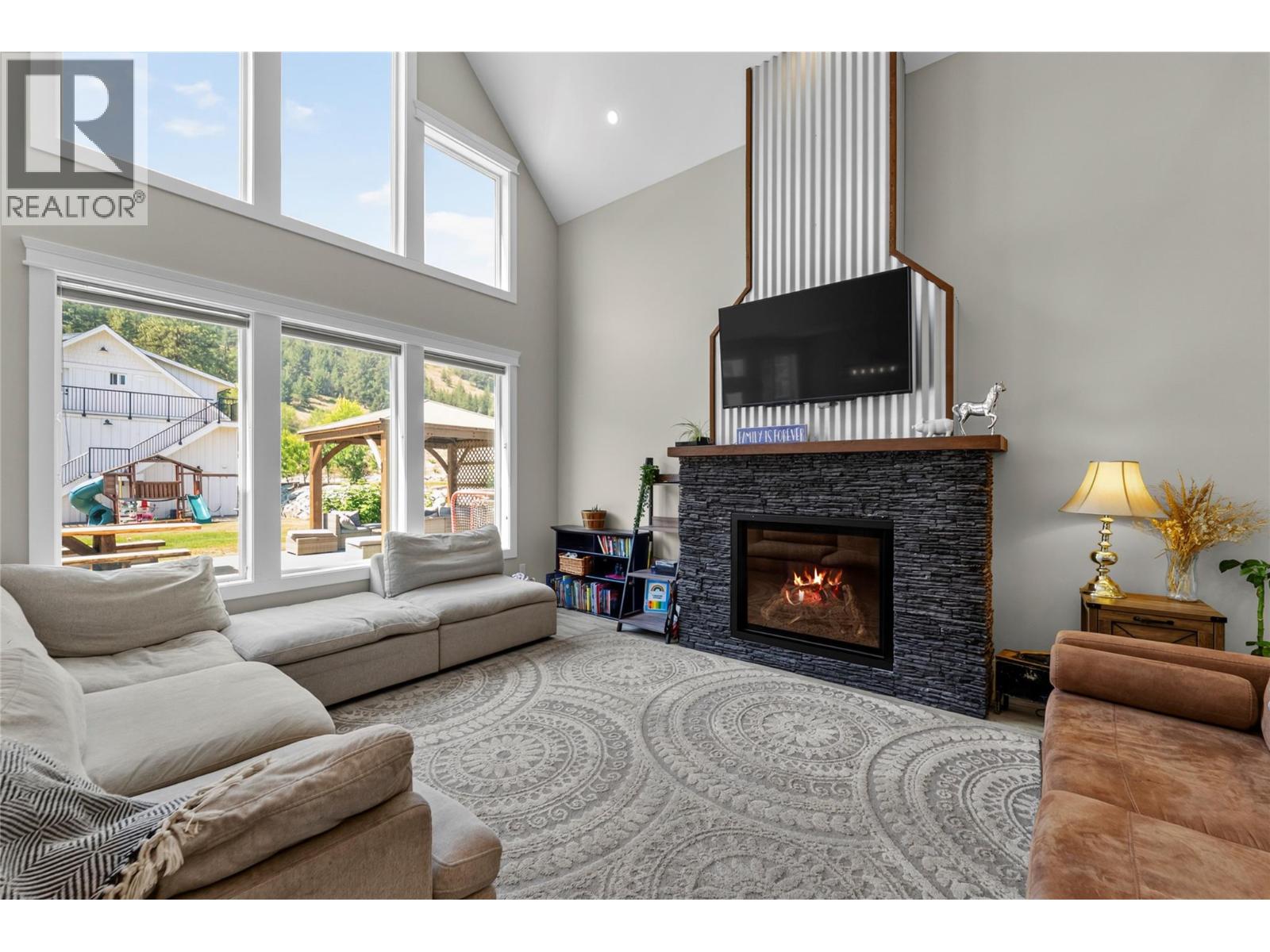 310 Lindley Creek Road - Image 10