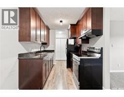 Kitchen - 213 2233 St Henry Avenue, Saskatoon, SK S7M5K6 Photo 6