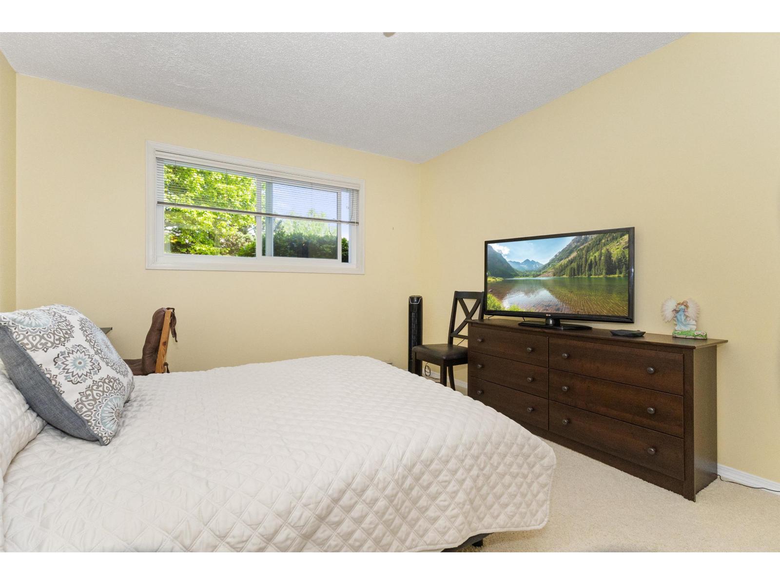 102 32910 AMICUS PLACE, Abbotsford