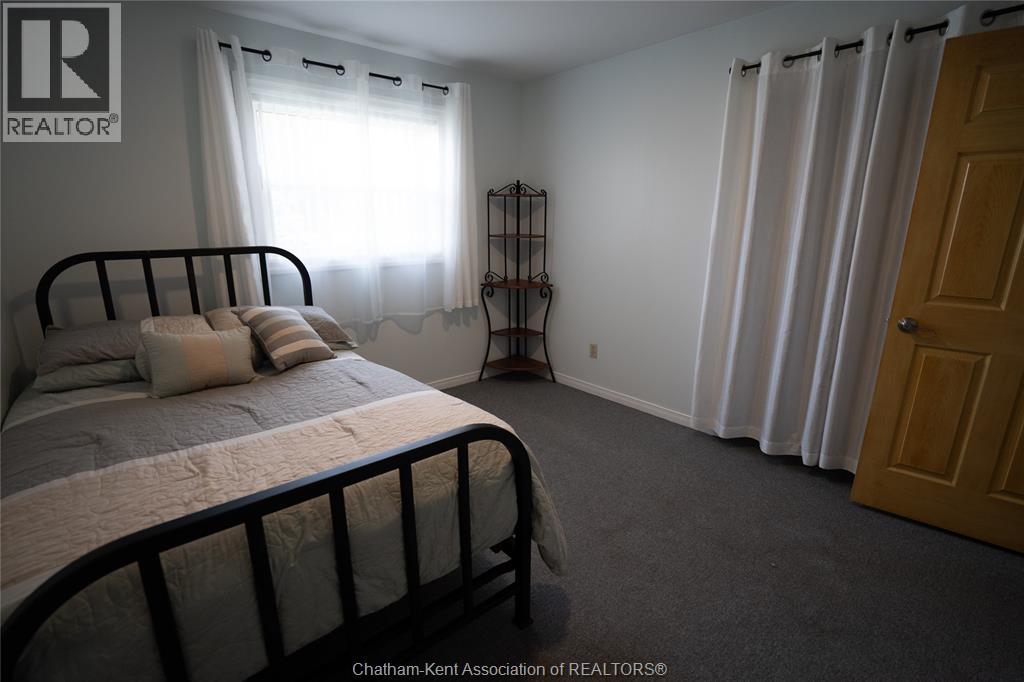 418 Talbot STREET West - Image 24