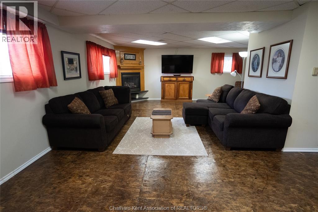 418 Talbot STREET West - Image 28