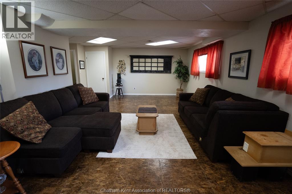418 Talbot STREET West - Image 30