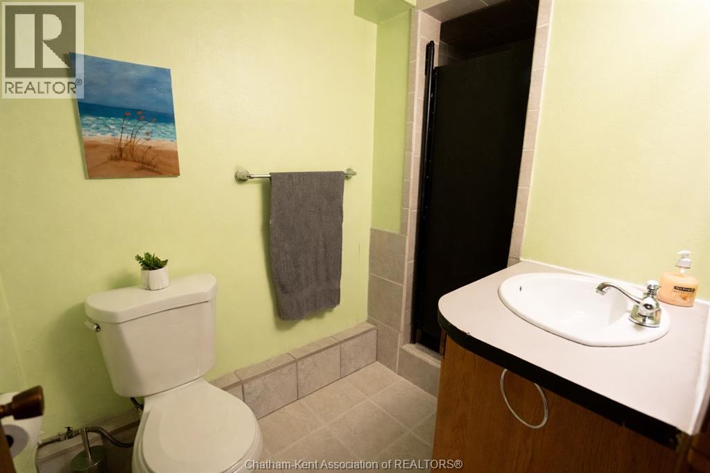 418 Talbot STREET West - Image 36