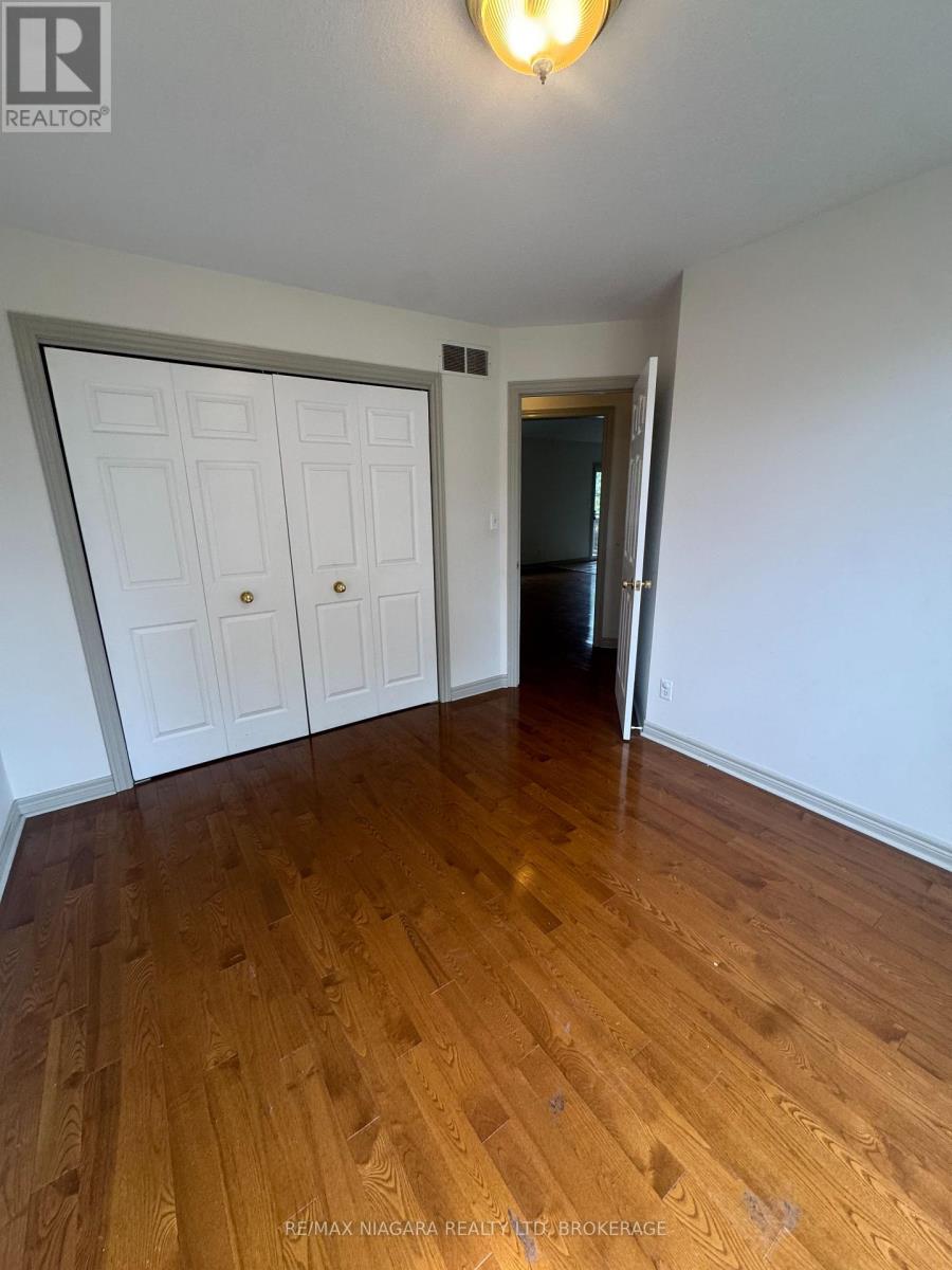 72 RIDGE ROAD S - 10