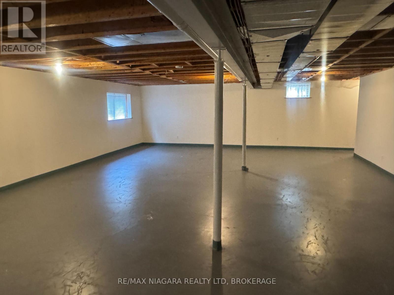 72 RIDGE ROAD S - Image 22