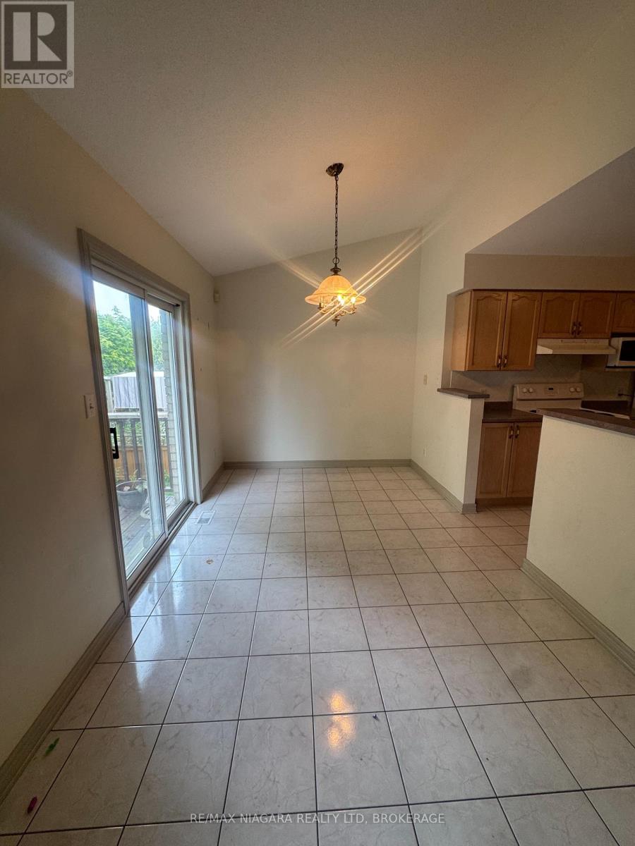 72 RIDGE ROAD S - 6