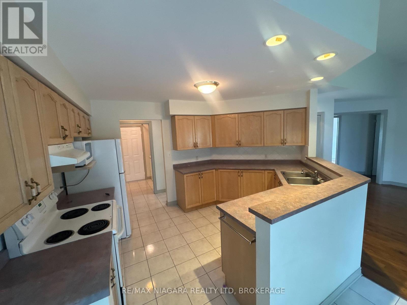 72 RIDGE ROAD S - Image 8
