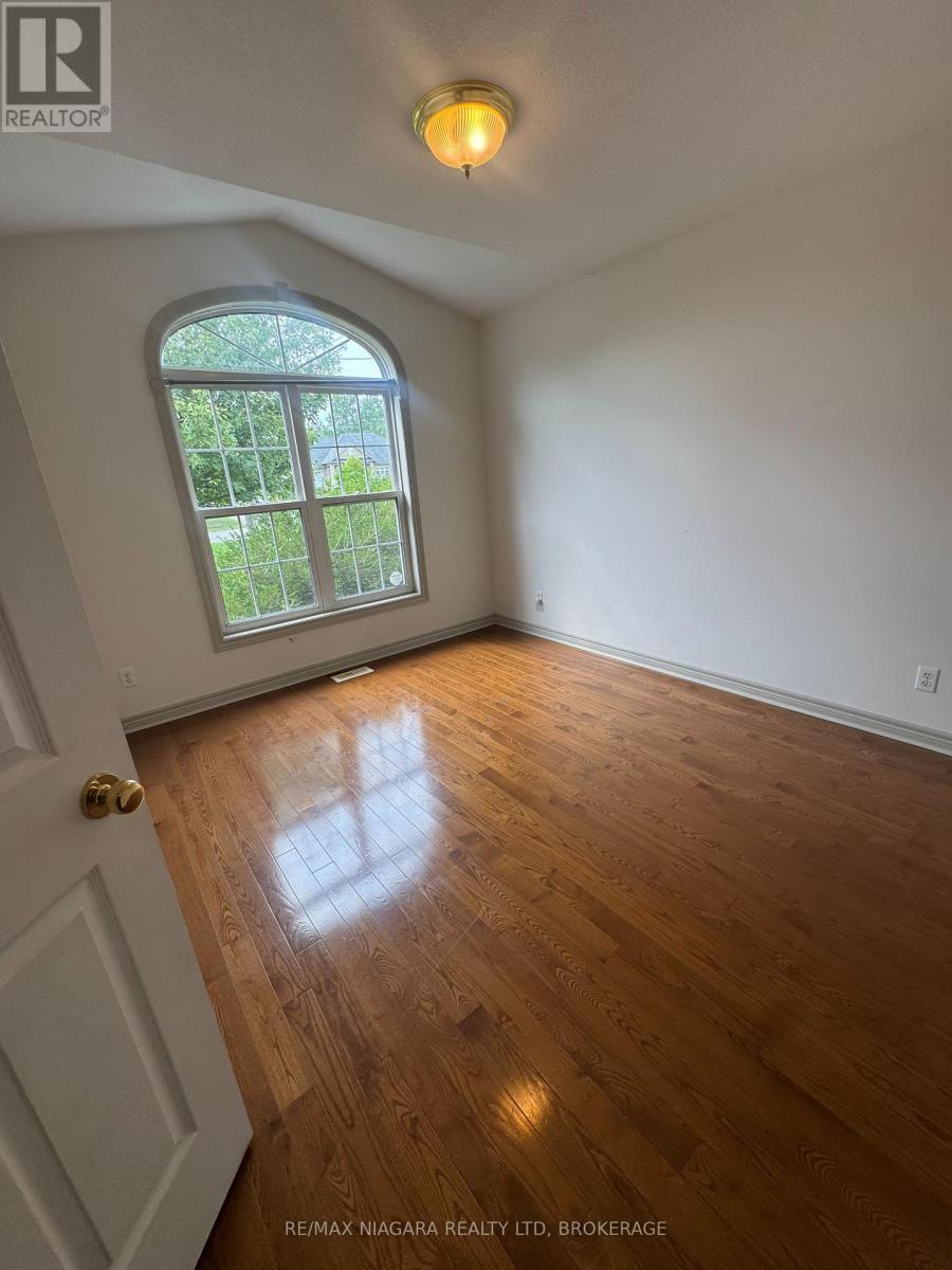 72 RIDGE ROAD S - Image 9