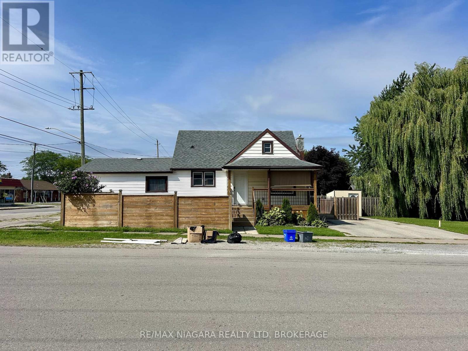130 KILLALY STREET E - 3
