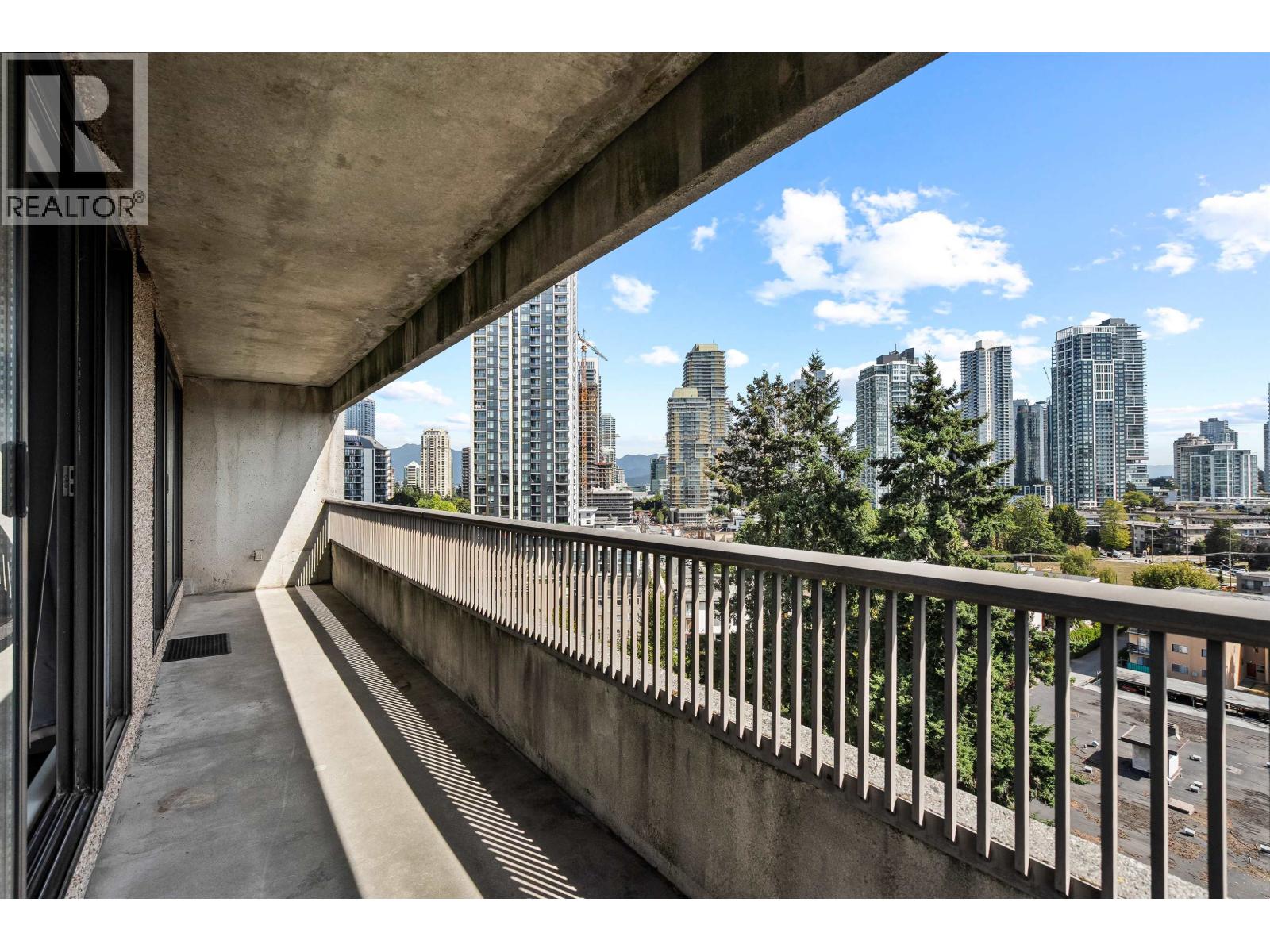 #1205 6595 WILLINGDON Avenue, Burnaby, British Columbia, V5H4E5, Burnaby, British Columbia — photo 4 of 5