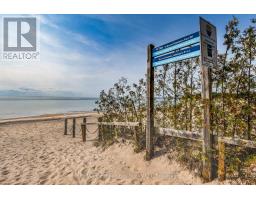 68 Tiny Beaches Road S, Tiny, ON L0L2J0 Photo 9