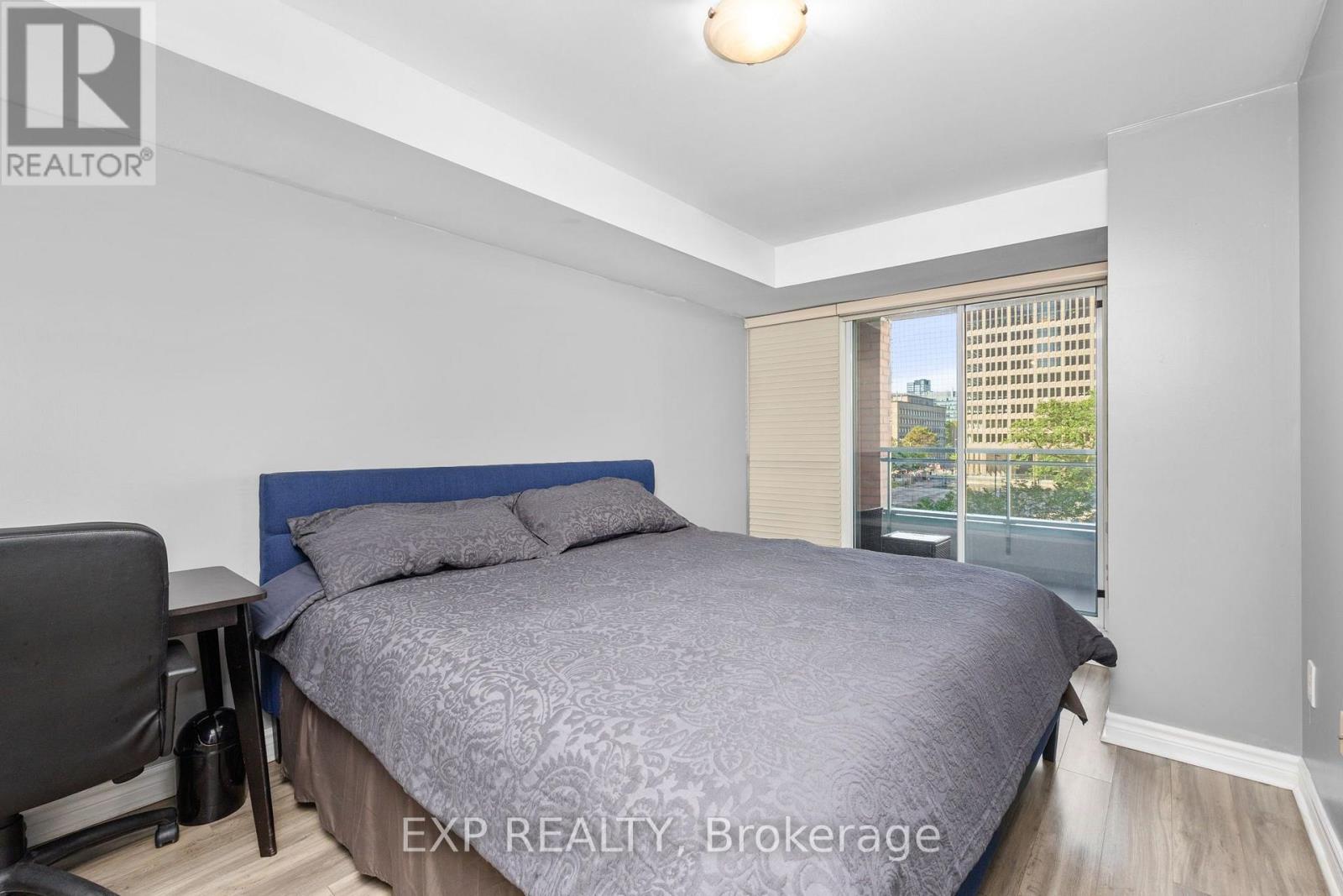 #409 889 BAY STREET - 18