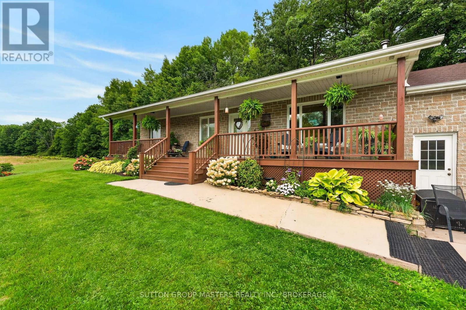 4126 Hideaway Lane, Frontenac (Frontenac South), Ontario, K0H1H0, Frontenac (Frontenac South), Ontario — photo 2 of 5