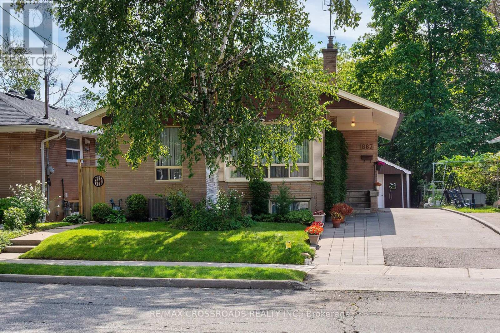 887 BRIMORTON DRIVE - 2