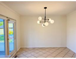 11411 Wellington Crescent, Surrey, BC V3R9H1 Photo 11
