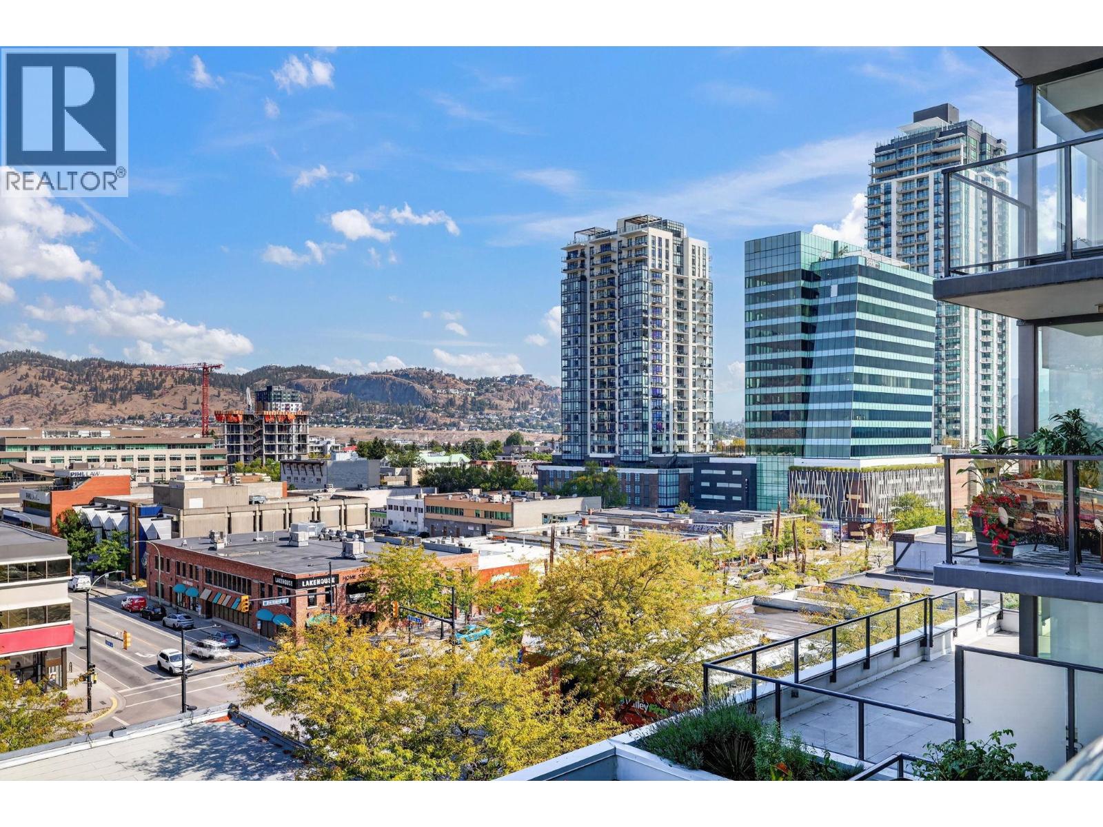 701 1588 Ellis Street, Kelowna