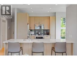 101 3916 Carey Rd, Saanich, BC V8Z4E2 Photo 17