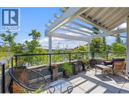 101 3916 Carey Rd, Saanich, BC V8Z4E2 Photo 22