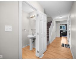 8111 7 Ave Av Sw Sw, Edmonton, AB T6X1L9 Photo 8