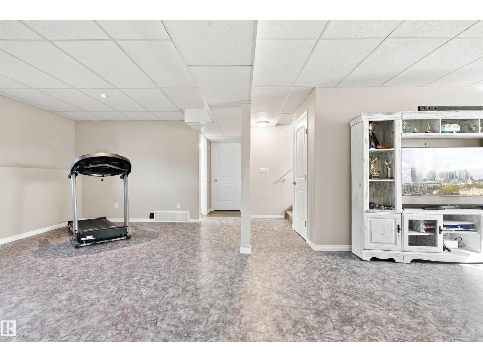 4906 Park CR - 19