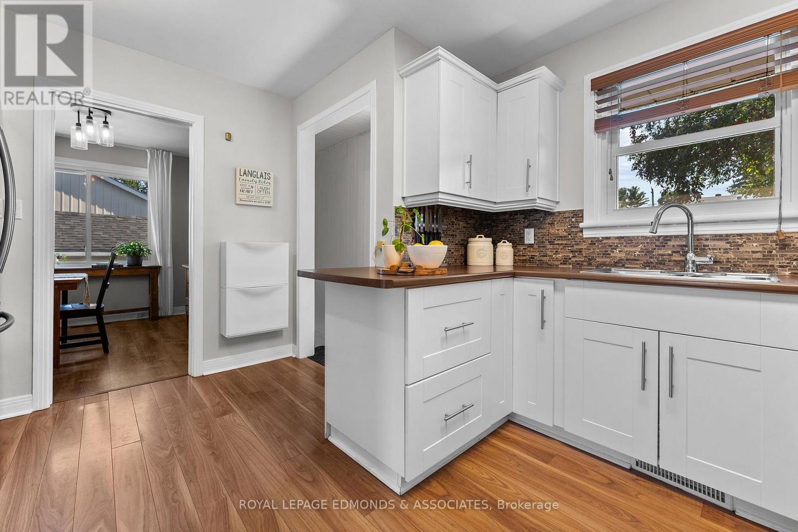530 ALFRED STREET - Image 19