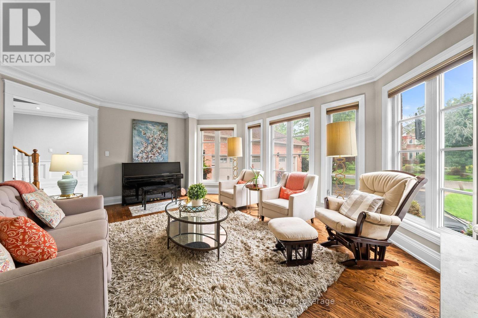 48 CARLYLE CRESCENT - 9