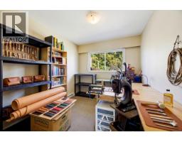 2768 Valleyview Drive, Kamloops, BC V2C4E8 Photo 13