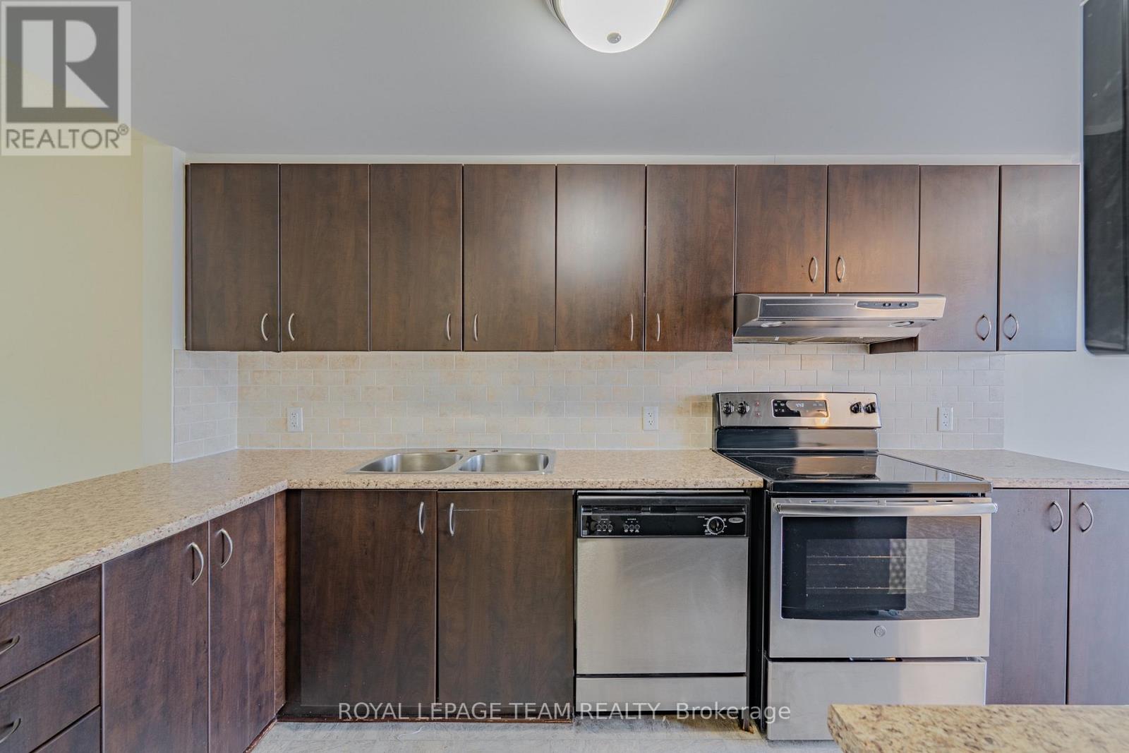 #B 634 CHAPMAN MILLS DRIVE - Image 17