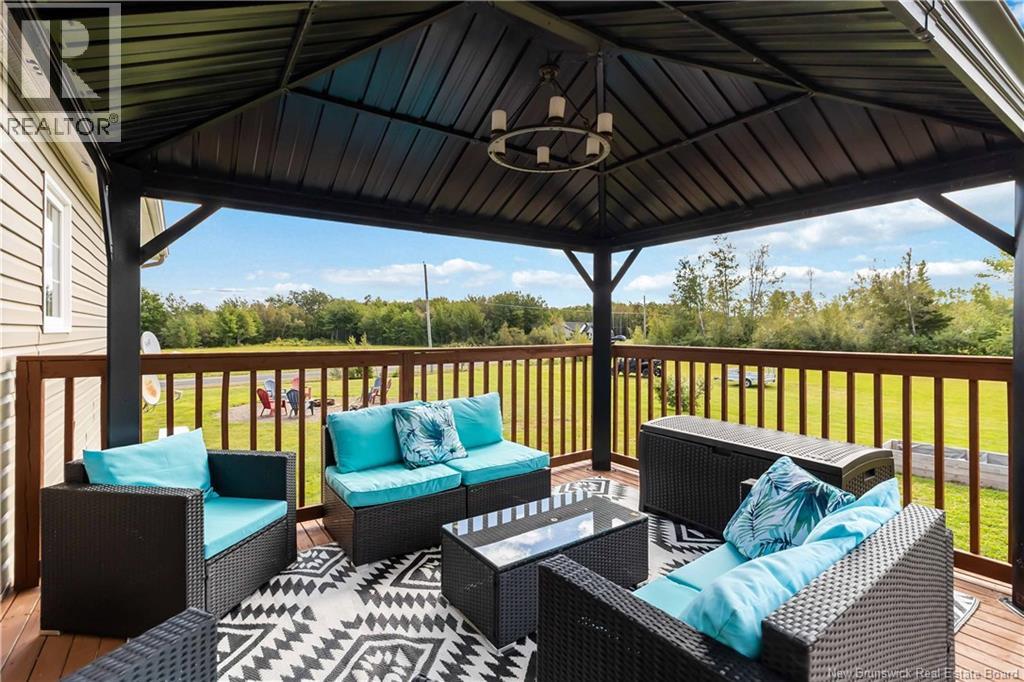 333 Trois Ruisseaux Road - Image 40