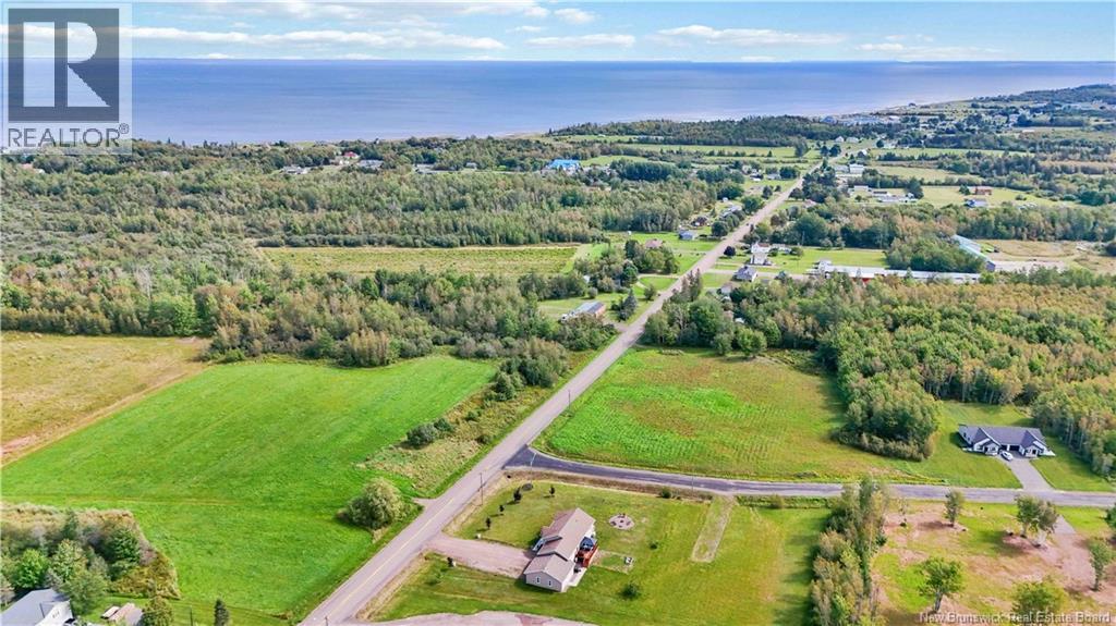 333 Trois Ruisseaux Road - 50