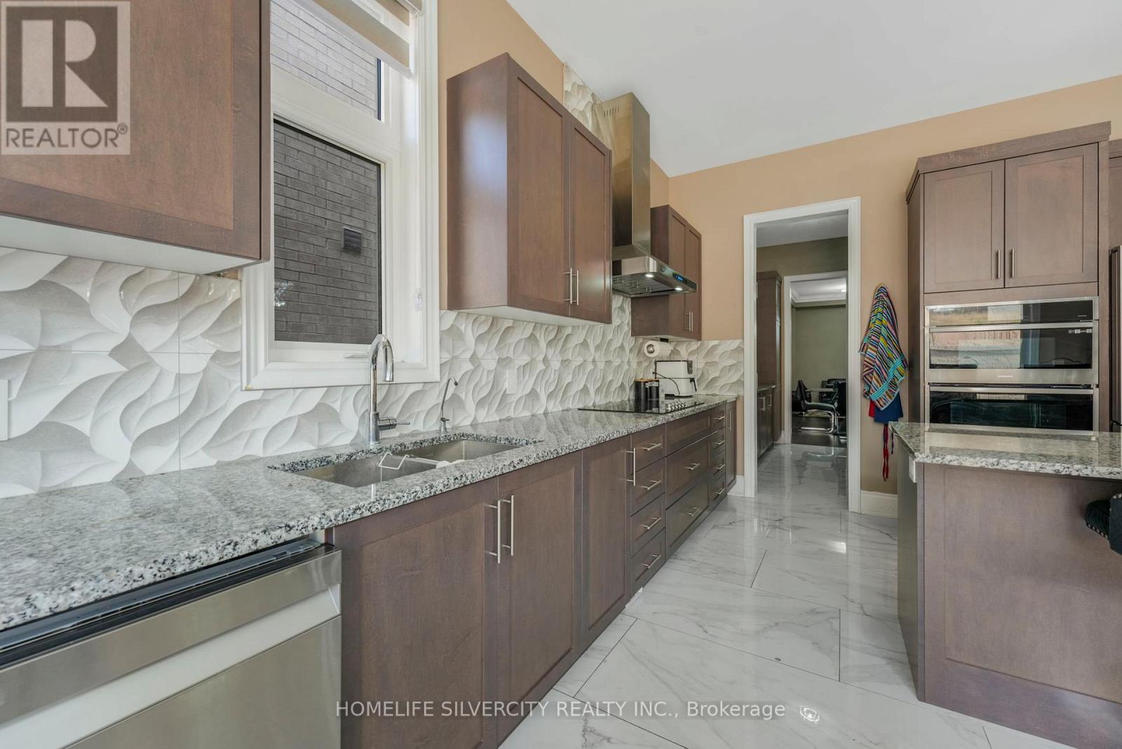 85 JAMES WALKER AVENUE - 22