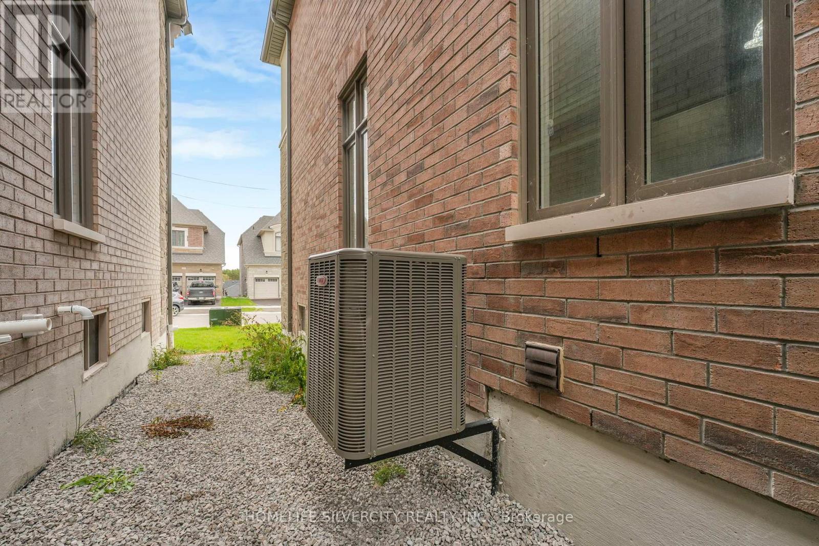 85 JAMES WALKER AVENUE - 44