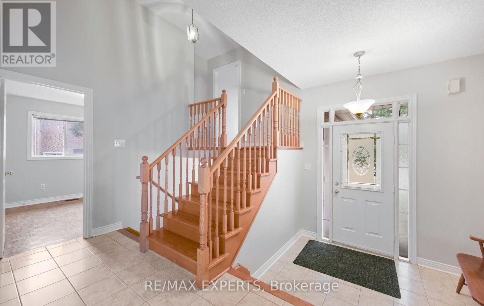 13 PAULETTE WAY - 4