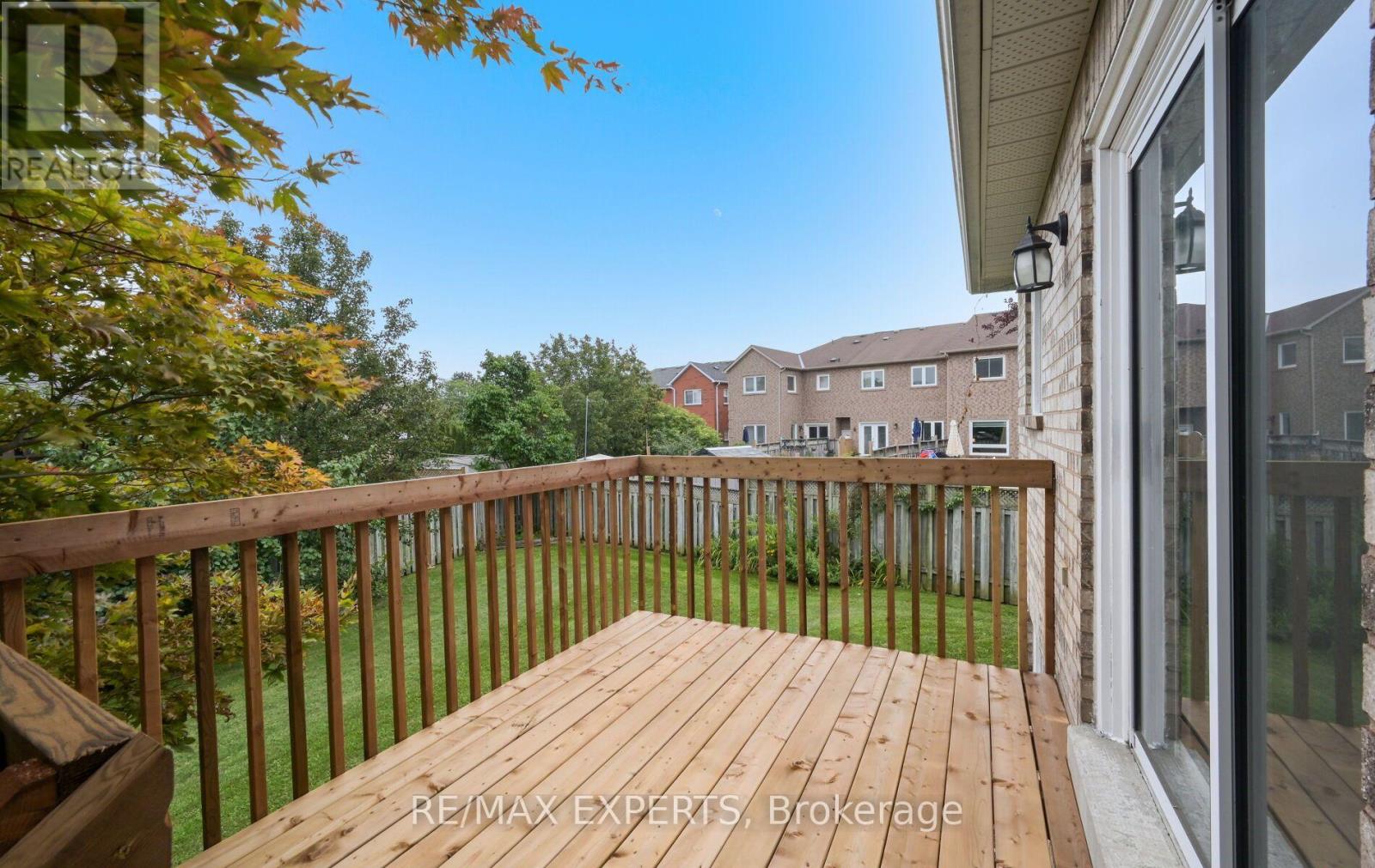 13 PAULETTE WAY - 43